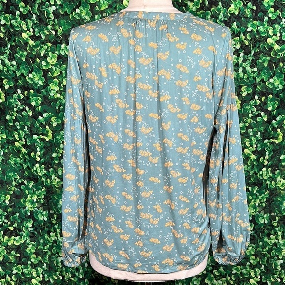 Caslon Split Neck Top in Green Yellow Mia Floral size small 100% Modal - Picture 3 of 15